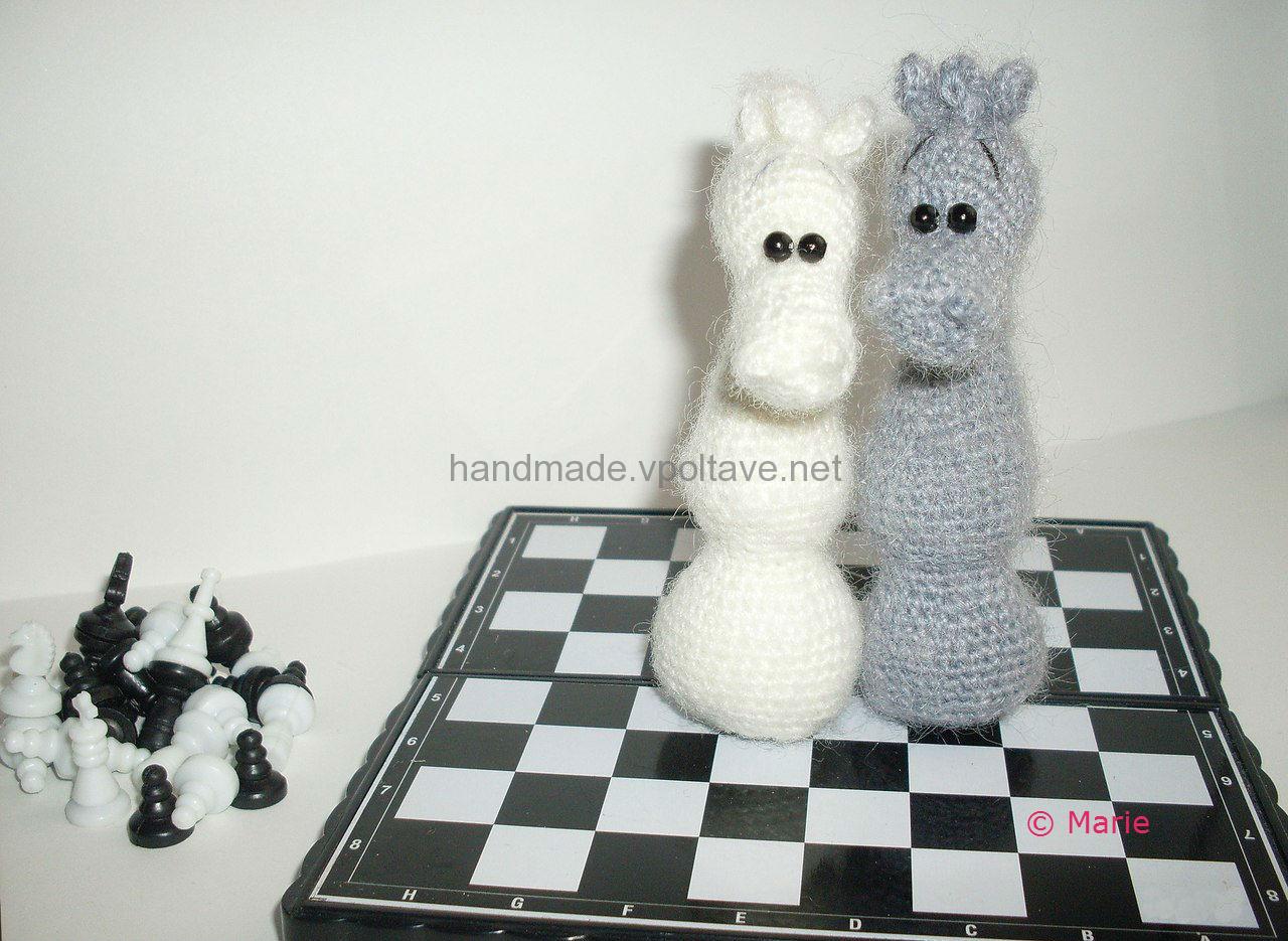 knitted chess knight symbol of the new year